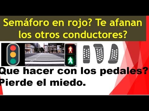 Como frenar un coche en un semáforo