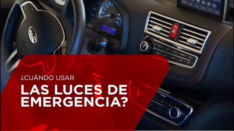 Luces de emergencia coche cuando se usan