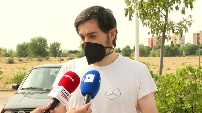Se puede circular por madrid sin pegatina